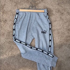 Women’s Puma sweatpants